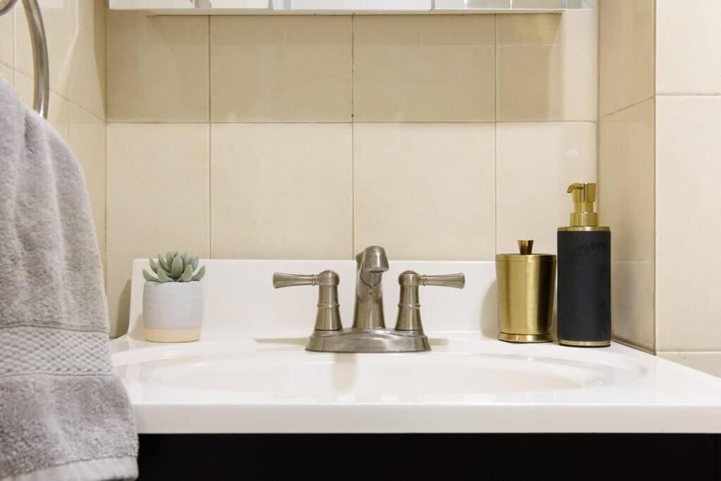 109-1 Huge 3br Value - Nyc Nova York